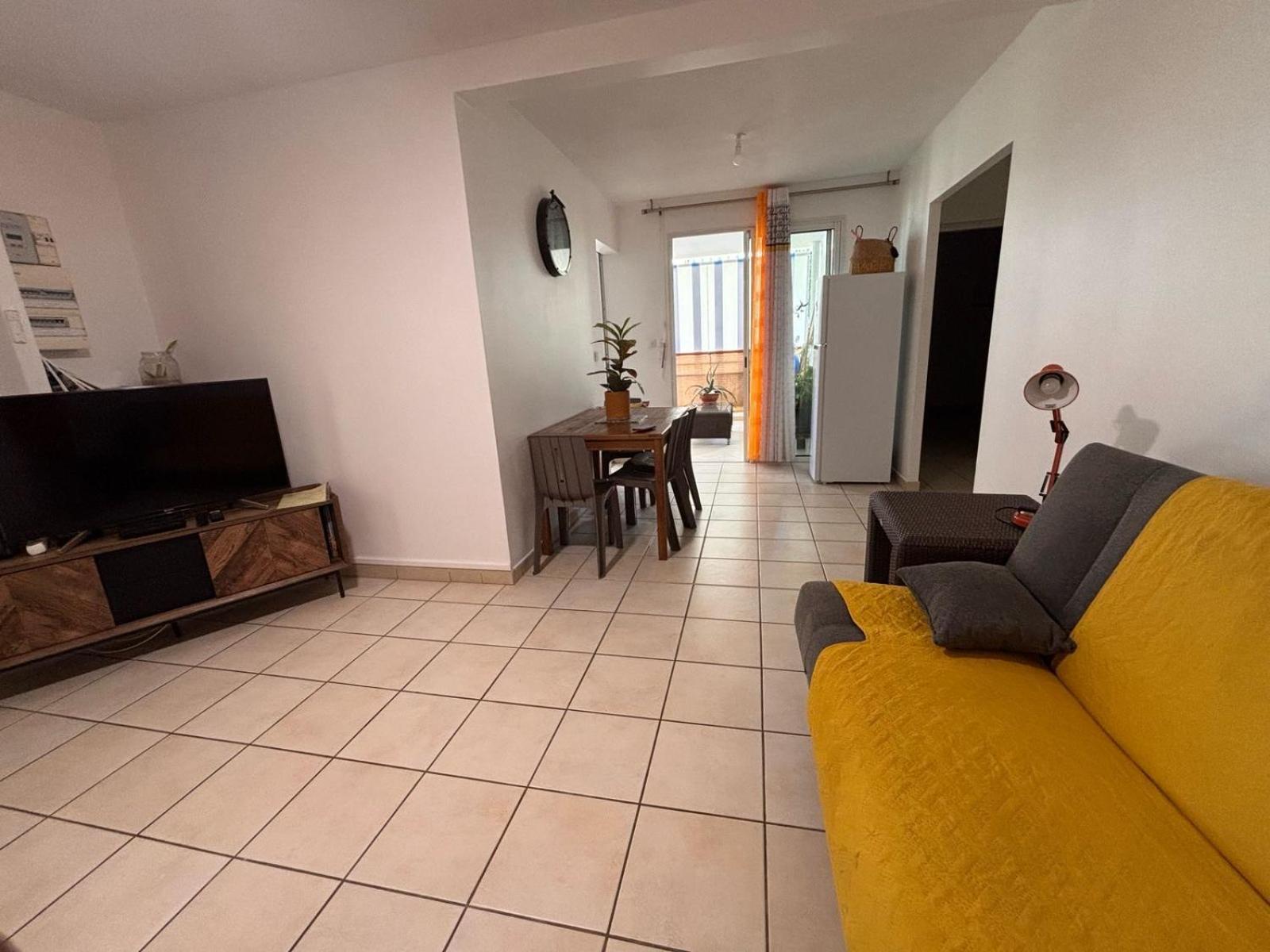 Location Vacances Fun Sous Les Gommiers Sainte-Luce Exterior foto